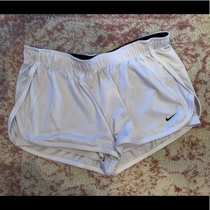 Nike tennis shorts